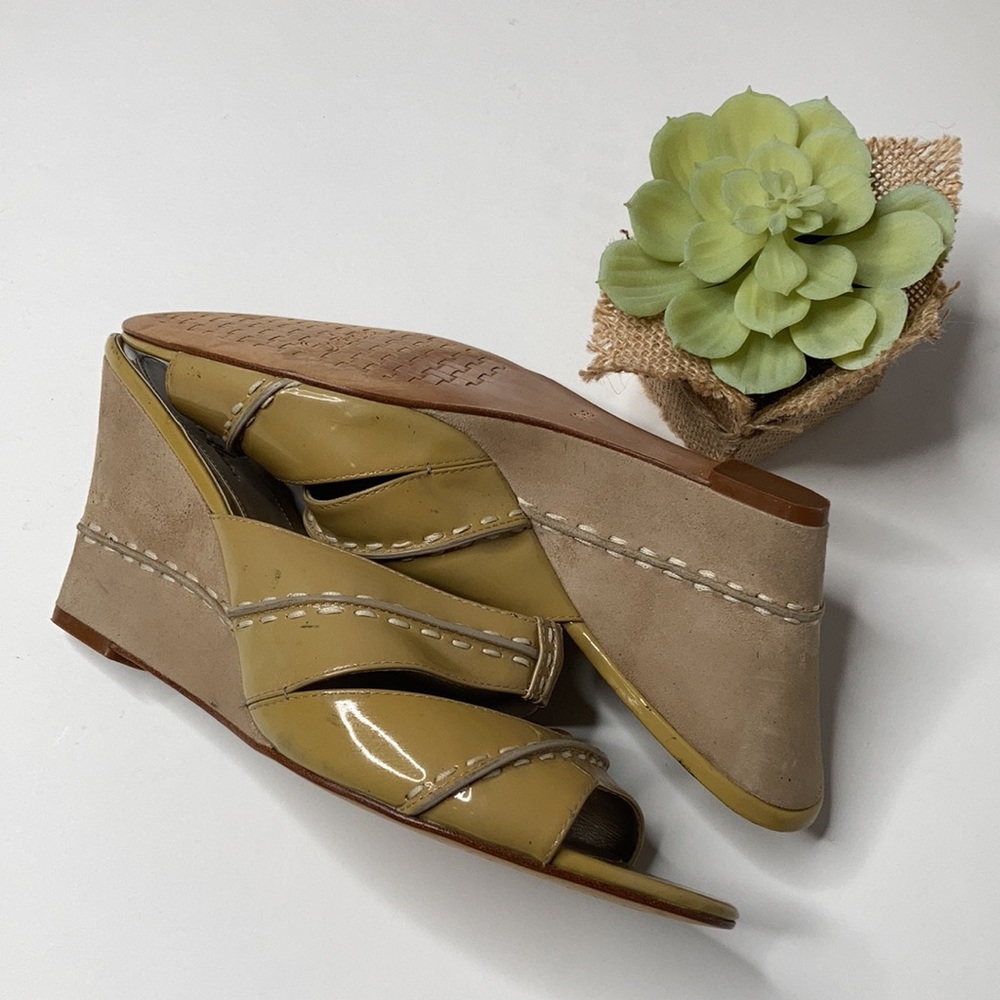 Cole Haan Patten Leather Wedge Sandals Sz: 10.5B - Picture 3 of 11